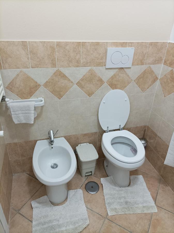 Casa Roberto Beach Torvaianica Luaran gambar