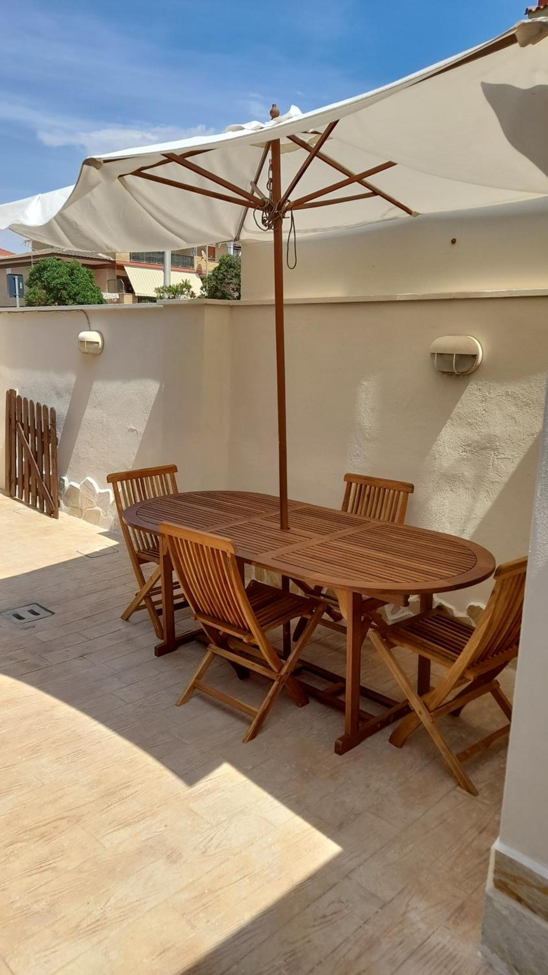 Casa Roberto Beach Torvaianica Luaran gambar
